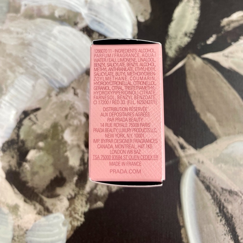 NIB PRADA Paradoxe Mini Deluxe Travel Size 0.25 Oz. Size Fragrance. - Picture 7 of 16